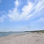 Kleine Auf Moenchgut * Lobbe