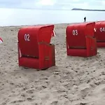 Kleine Auf Moenchgut Lobbe