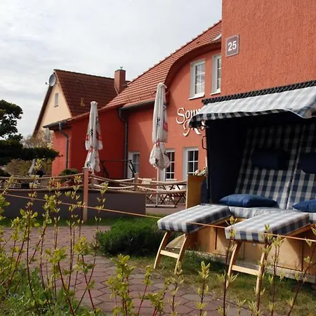 Kleine Auf Moenchgut * Lobbe