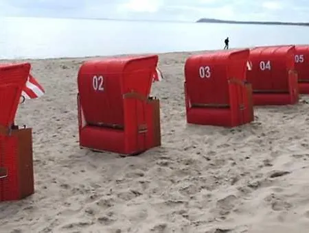 Kleine Auf Moenchgut Lobbe