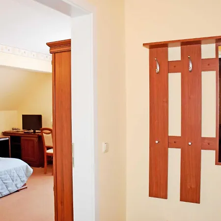 Kleine Auf Moenchgut * Lobbe